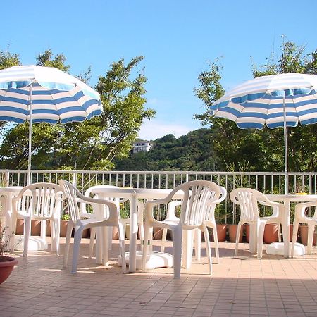 Sea Side Pension Sakuraya Ukuszu Kültér fotó